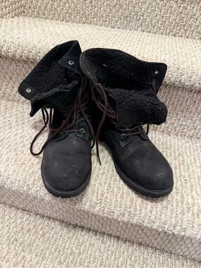 Timberland Women’s Fold-Down Winter Boots – Size 9